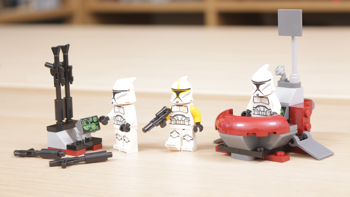 LEGO 40558 Clone Trooper Command Station back in stock