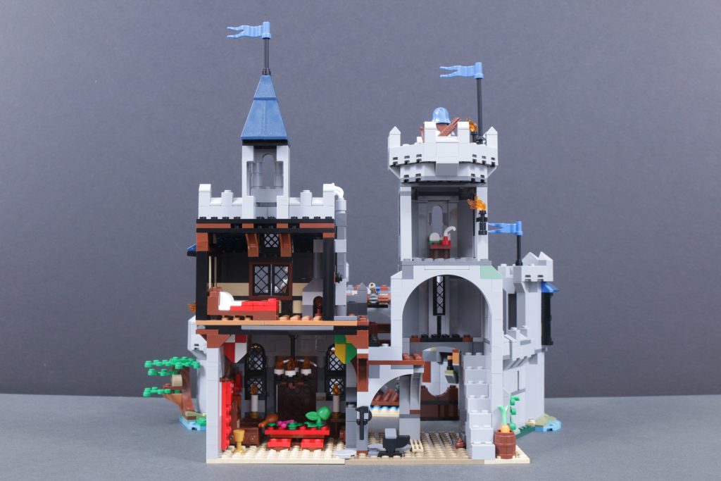 LEGO Creator 3 in 1 31168 Medieval Horse Knight Castle review 18 1024x683