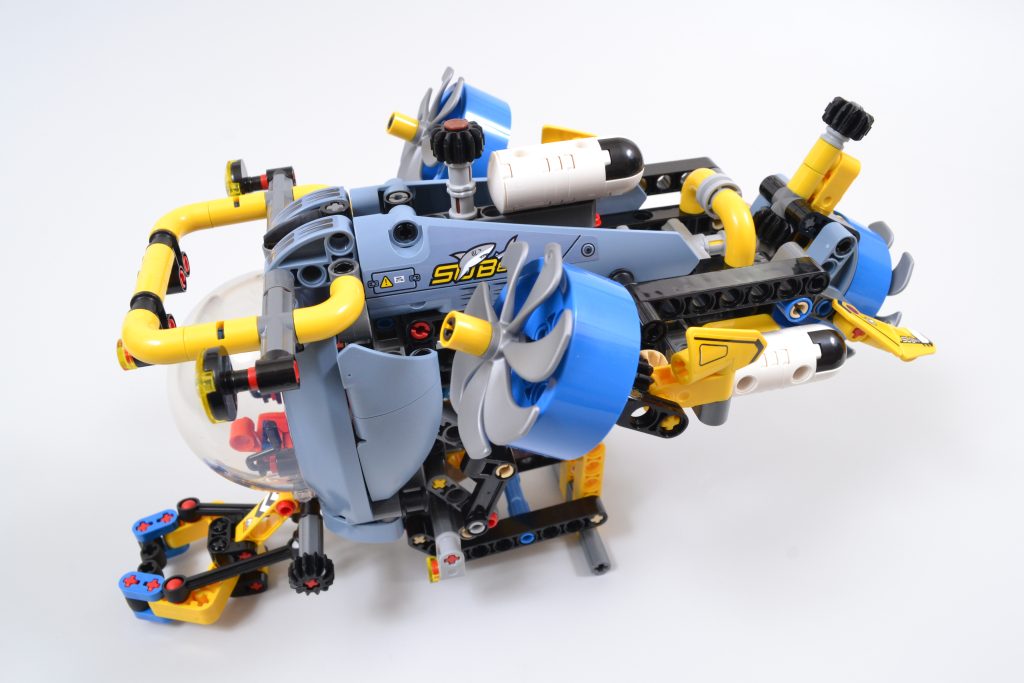 LEGO Technic 42201 Deep Sea Research Submarine 21 1024x683