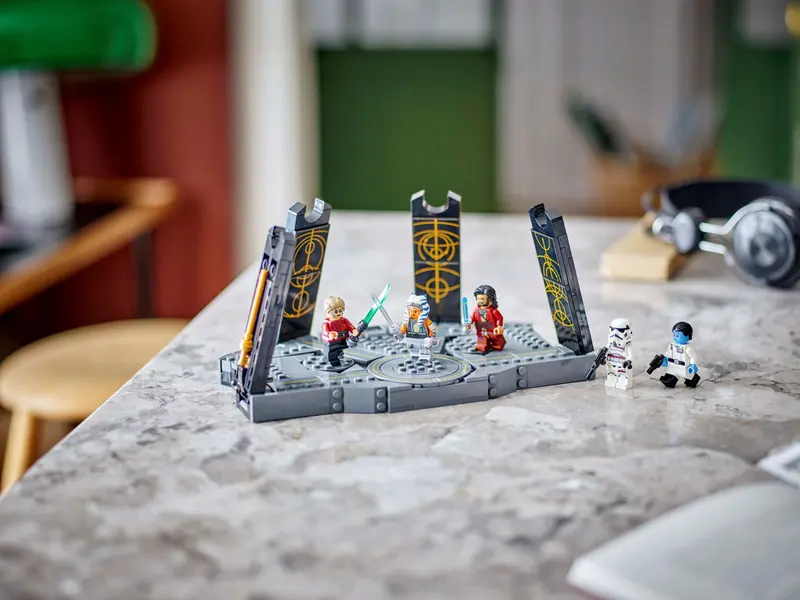 LEGO Star Wars 75385 Ahsoka Tanos Duel on Peridea Lifestyle 3