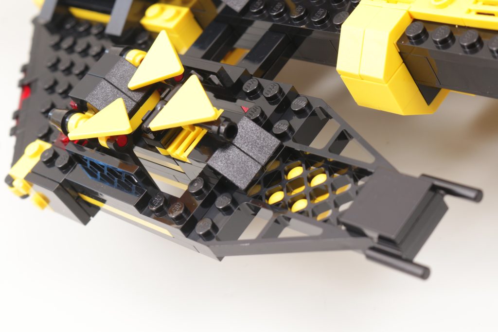 LEGO Icons 10355 Blacktron Renegade review 31 1024x683