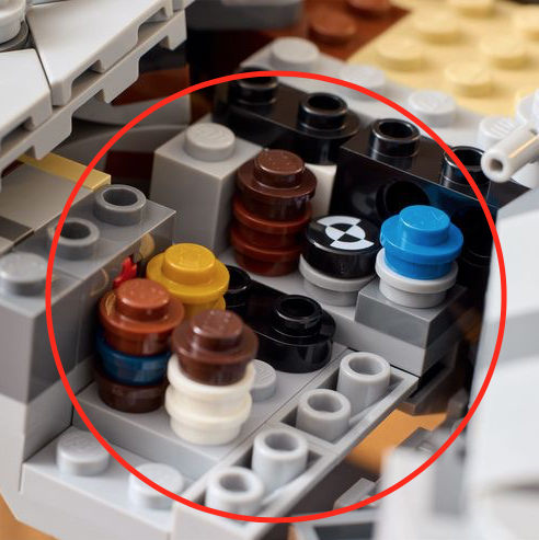LEGO Star Wars 75375 Millennium Falcon stud characters