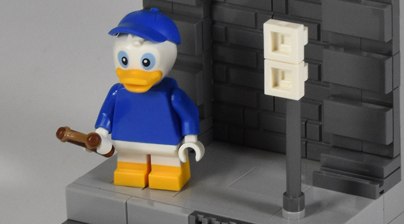 LEGO Disney Collectible Minifigures vignettes: Dewey