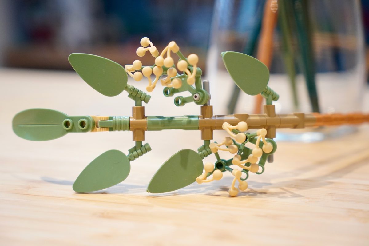 LEGO Botanicals 11502 Sunflower Bouquet review 8 1200x800