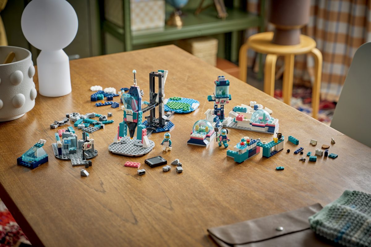 lego education 45200 Moon Mission Science Kit 6 1200x800