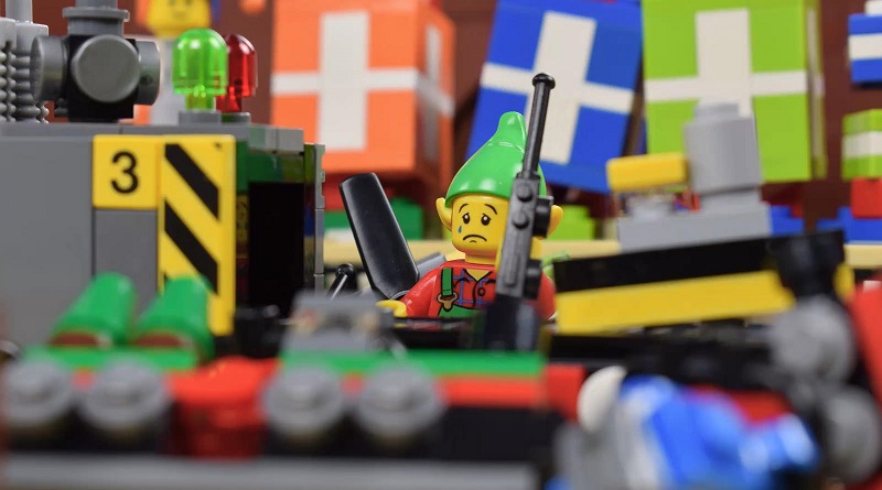 Brick Pic of the Day: Elf work