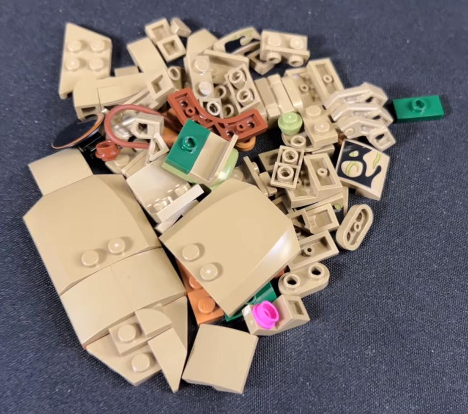 LEGO Marvel 76249 venomised groot extra pieces minisuperheroestoday review