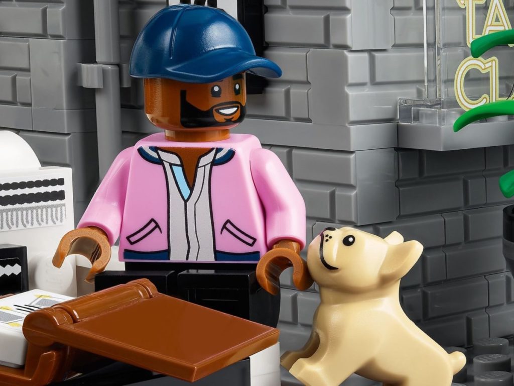 LEGO for Adults 10291 Queer Eye The Fab 5 Loft 8 1 1024x768