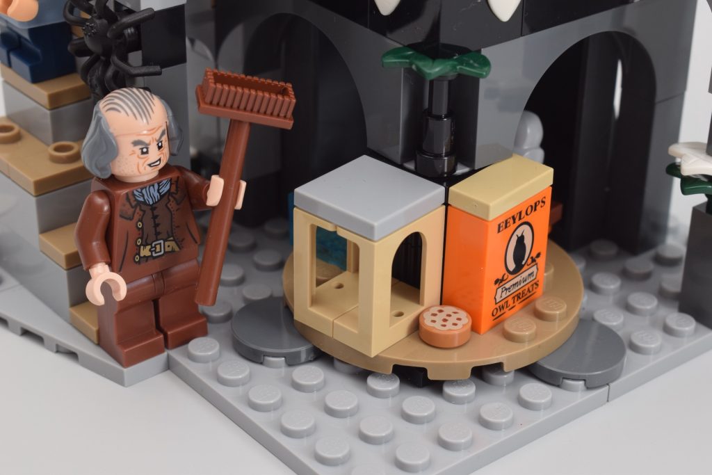 LEGO Harry Potter 76430 Hogwarts Castle Owlery review 17 1024x683