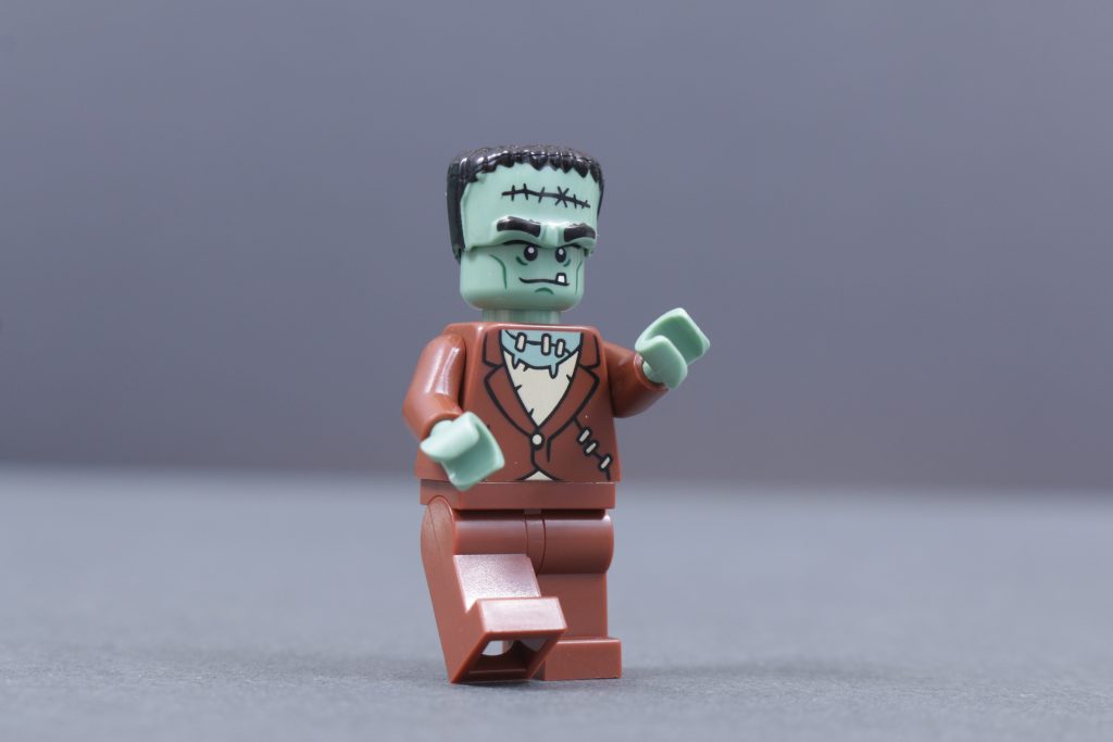 LEGO Creator 3 in 1 31167 Haunted Mansion review 35 1024x683