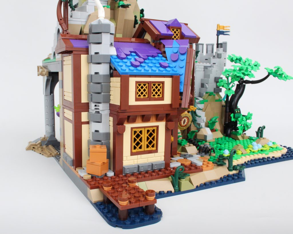 LEGO Ideas 21348 red dragons tale dungeons and dragons review 36 1024x819
