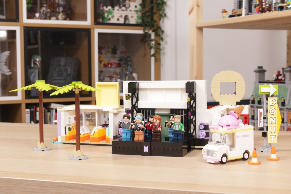LEGO Ideas 21339 BTS Dynamite Bangtan Boys Jin Suga j hope RM Jimin V Jung Kook review 8 1024x683