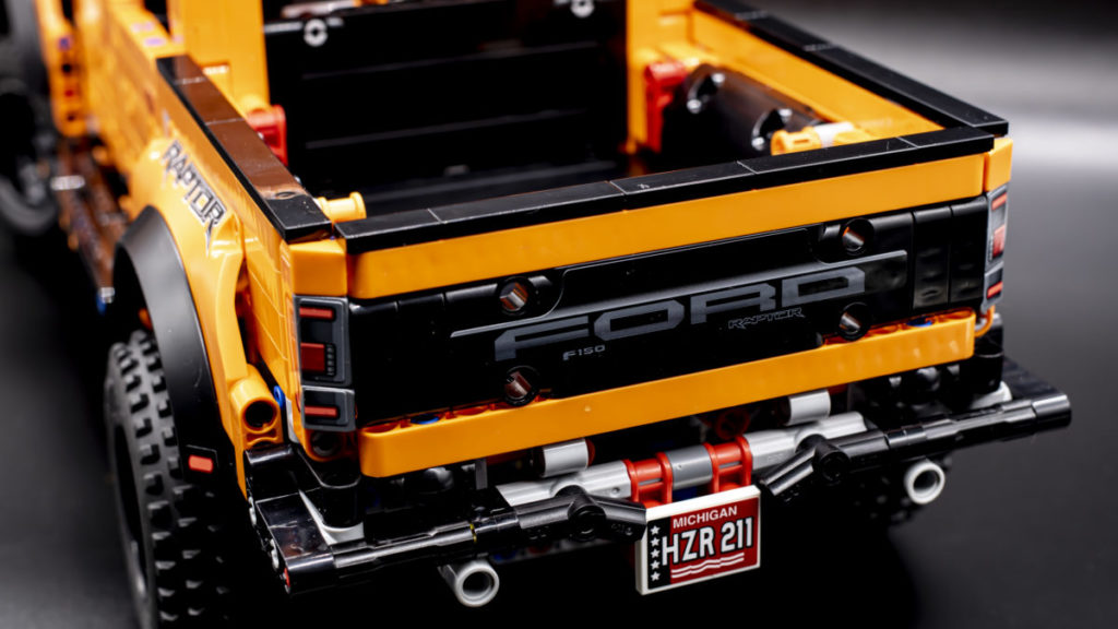 LEGO Technic 42126 Ford F 150 Raptor 14 1024x576