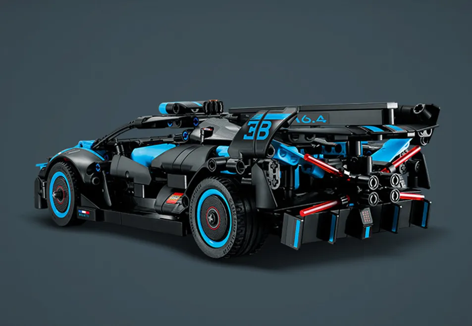 LEGO 42162 Bugatti Bolide Agile Blue 2