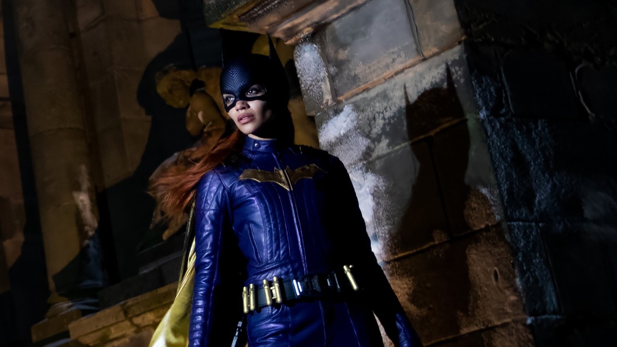 Batgirl actor shares first look at upcoming DC movie