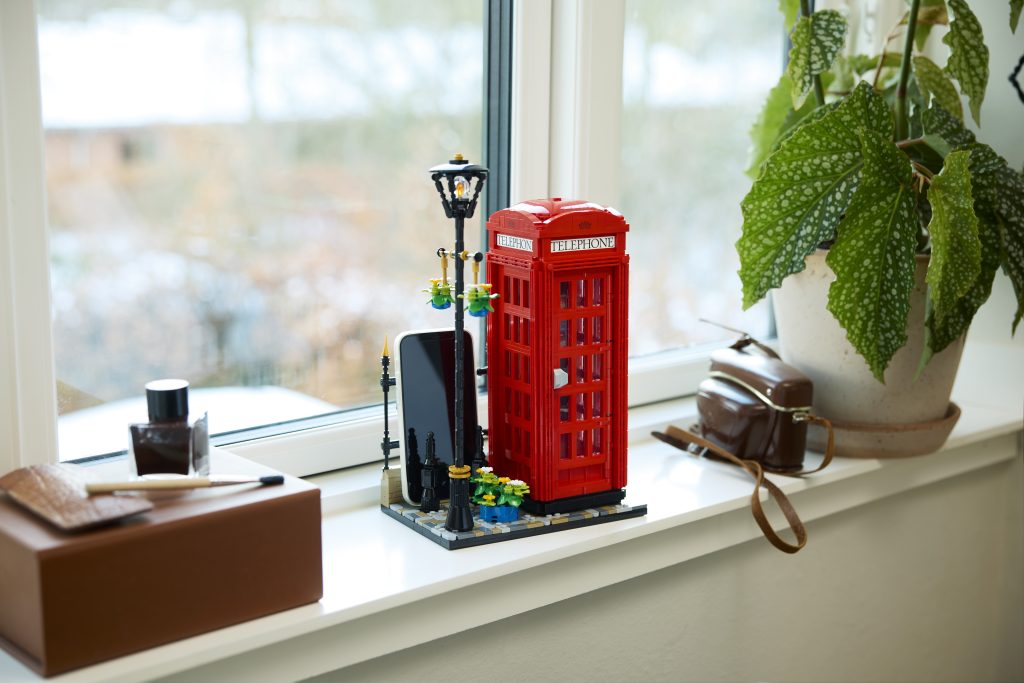 LEGO Ideas 21347 red london telephone box lifestyle 6 1024x683