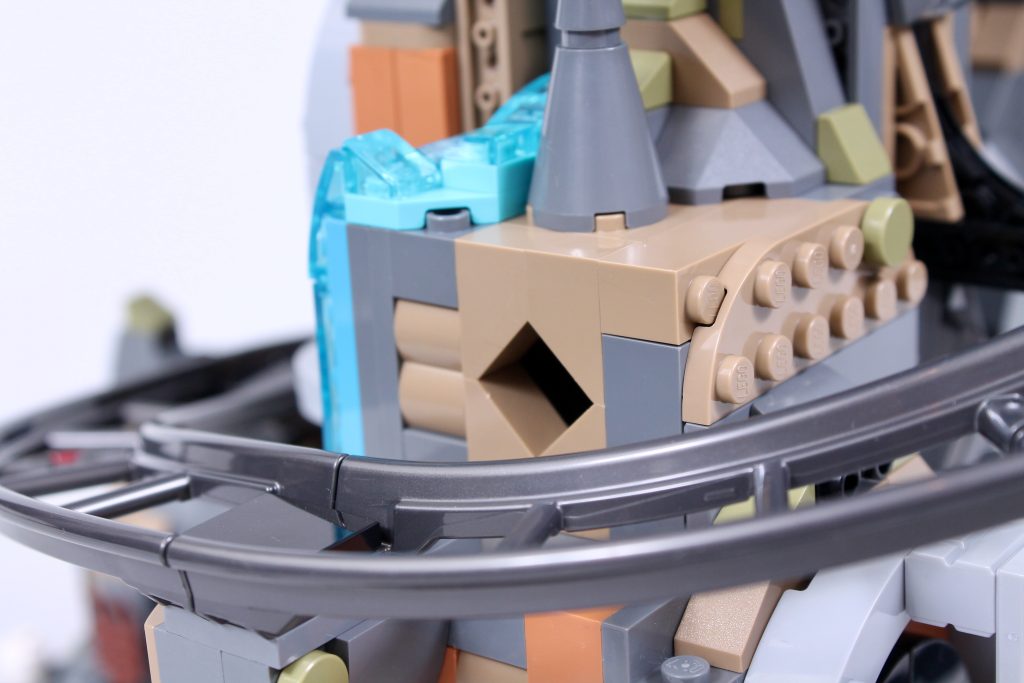 LEGO Harry Potter 76417 Gringotts Wizarding Bank Collectors Edition review 66 1024x683